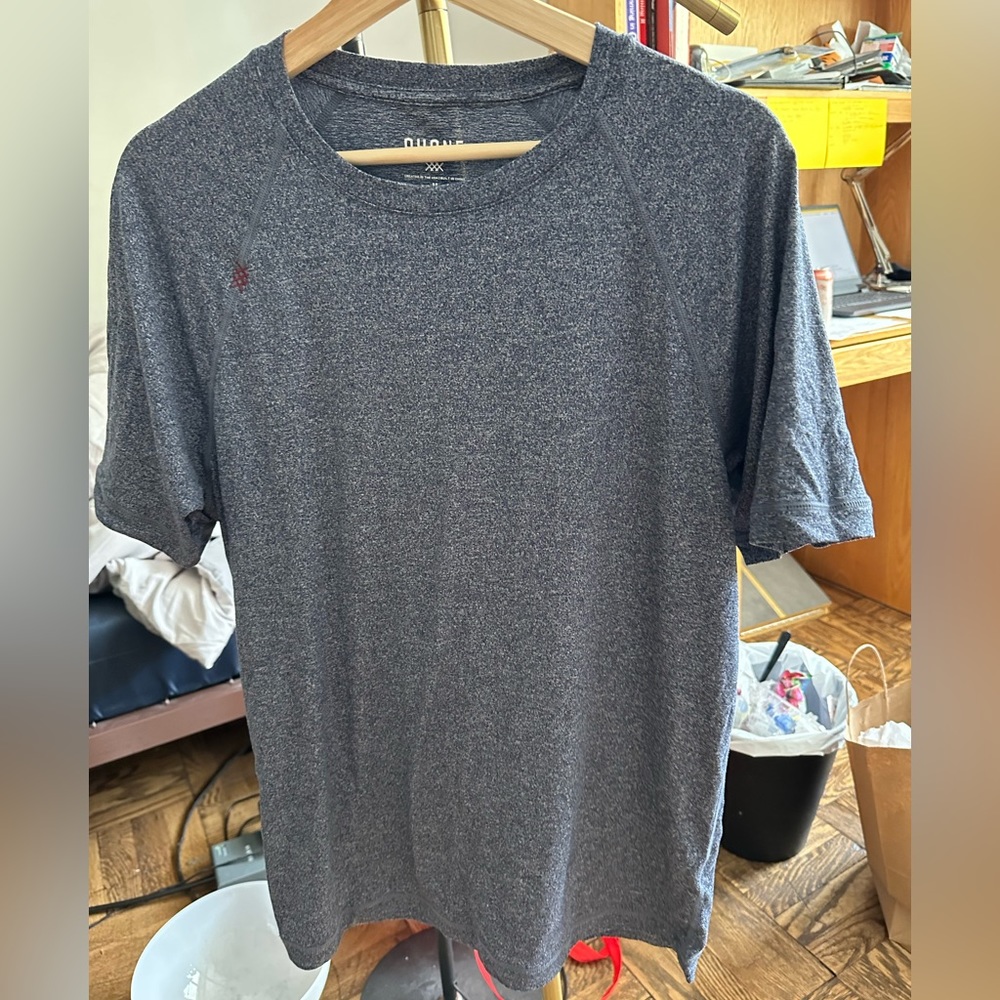 Rhône Reign Short Sleeve Size M